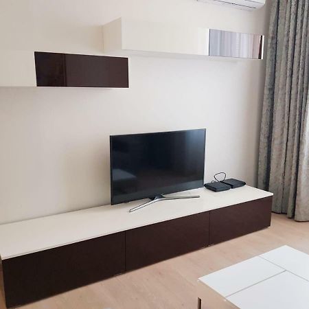 Charming Apartment On The Boarder Of Monaco Beausoleil Luaran gambar